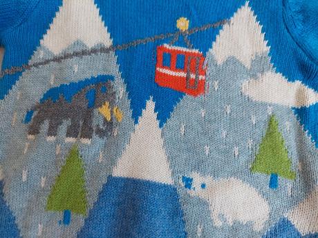 Teplý svetrík so zimným vzorom veľ.68-74, marks & spencer,74