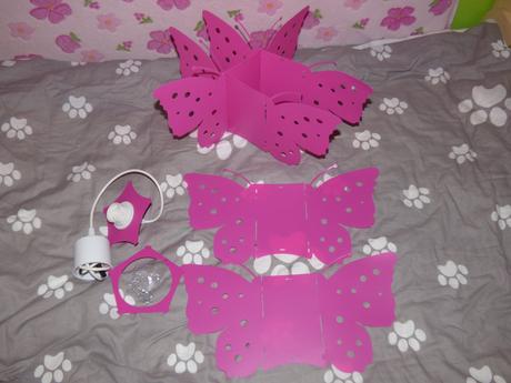 Plastová ružová lampa motýle - skladacia, 