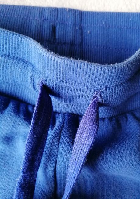 Dvoje tepláky, h&m,134