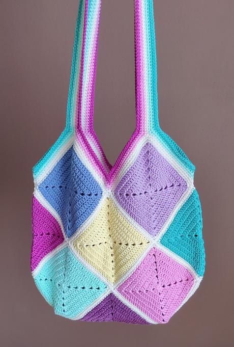 Háčkovaná taška 2, 