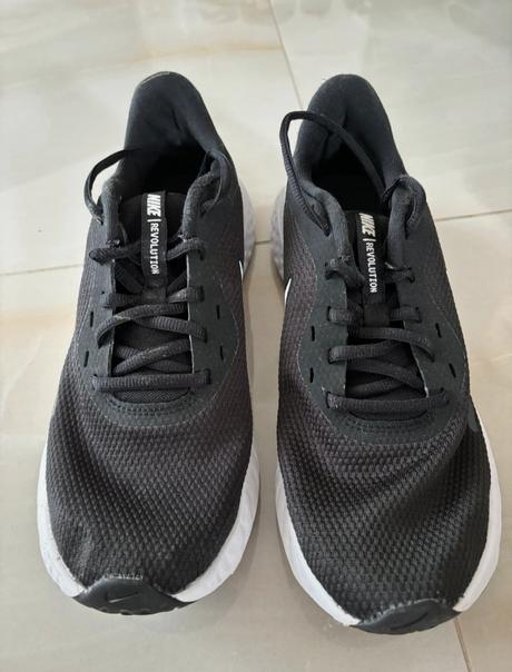 Vzdušné odľahčené tenisky nike vyborny stav, nike,38