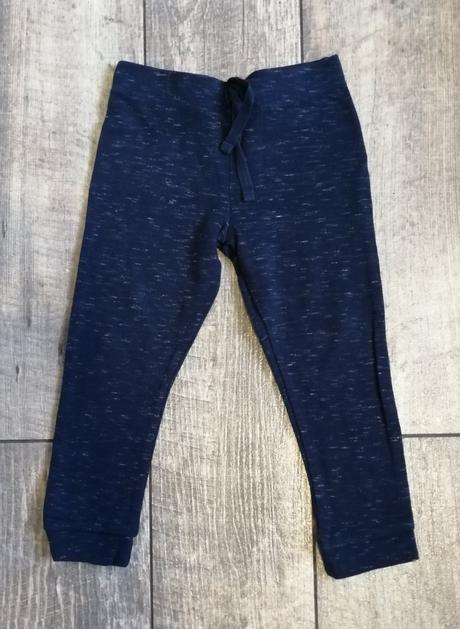 Nové tepláky, f&f,92