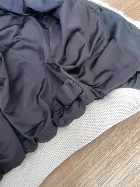 Guess huňatá bundička top stav, guess,xs