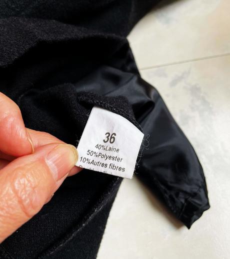 Vlnená šatová sukňa, 36