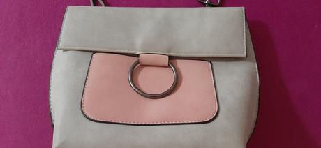 Crossbody, 