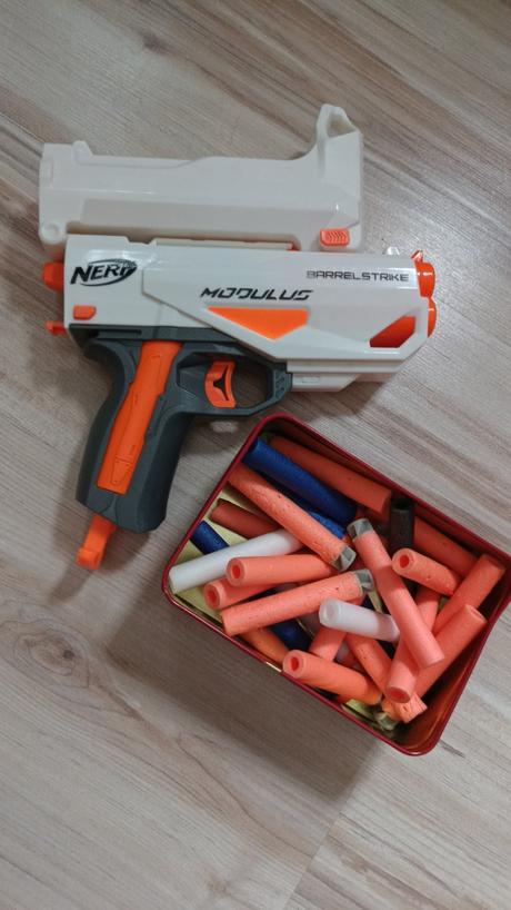 Nerf barrel strike, 