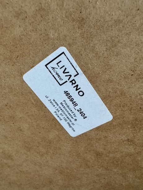 Komoda livarno so 4 zasuvkami orig. zabalena, 