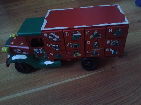 Drevenné adventné auto merry christmas-30e s pošt,