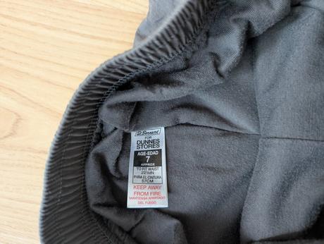 Nohavice podšité, st. bernard,122