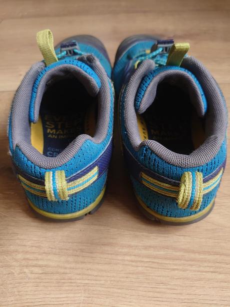 Keen - tenisky/turistické topánky - veľkosť, keen,37