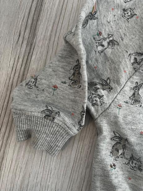 Mikina s roztomilými zajačikmi, next,86