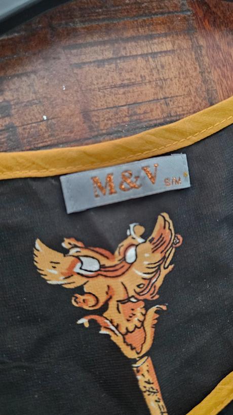 Ľahký letný top, prehoz na plavky,