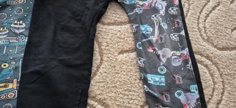 3x pudlové tepláky, 122