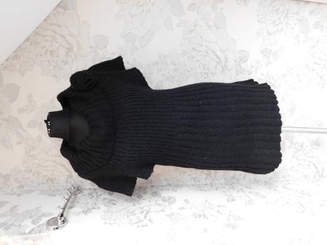 Pekny pleteny predlzeny pulover/vesta, 36