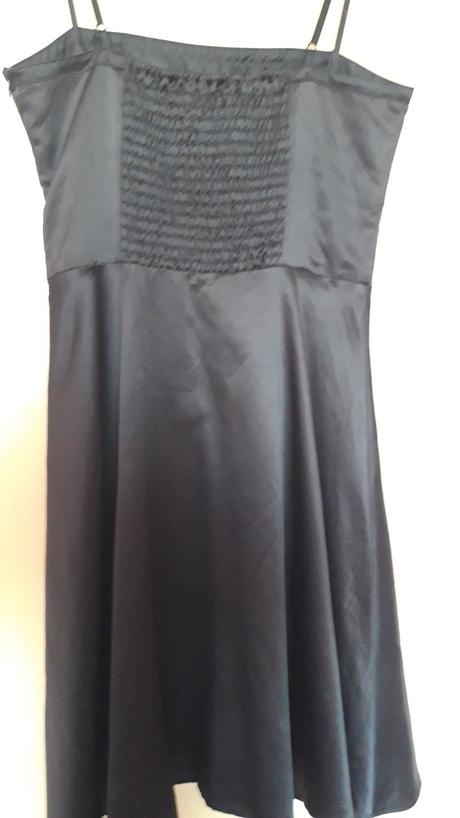 Čierne spoloč.šaty zn.vila, l