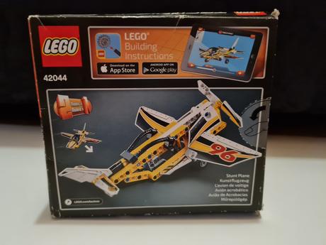 Lego technic 42044 - výstavná akrobatická stíhačka, 