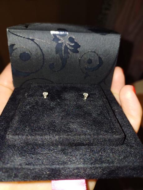 Luxusné diamantové náušnice 0,25 ct,