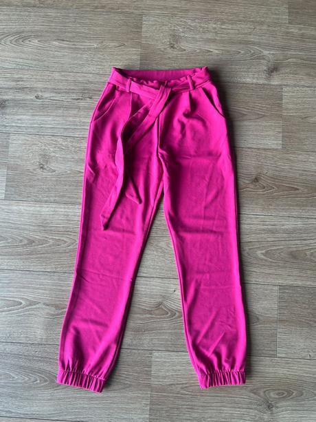 Nohavice dievča na 12 rokov, 158