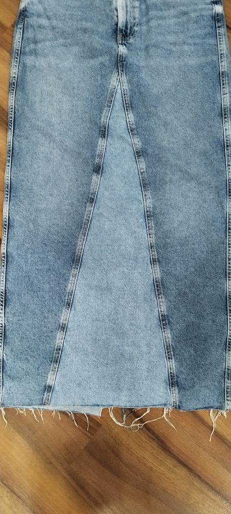 Dlhá rifľová sukňa zara, zara,s