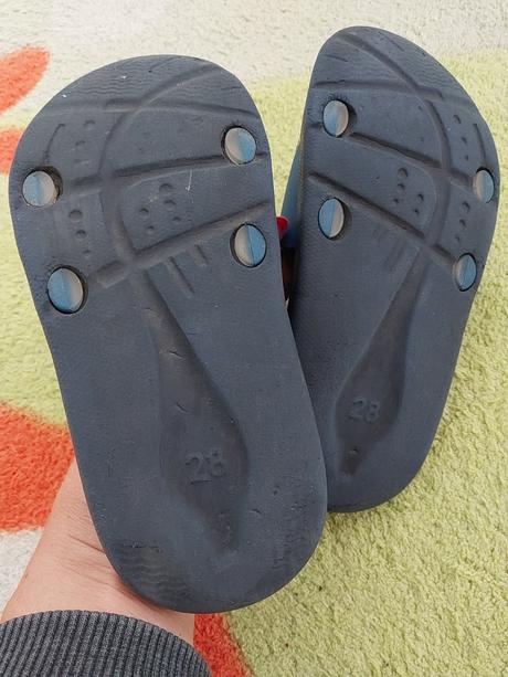 Šľapky spiderman, 28