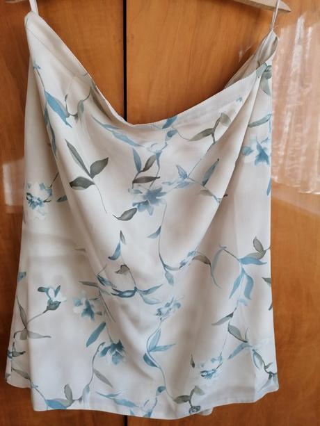 Jemná kvetovaná sukňa, xxxl