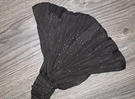 Šatka pre dievčatá, emily