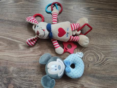 Hračka na zavesenie, 