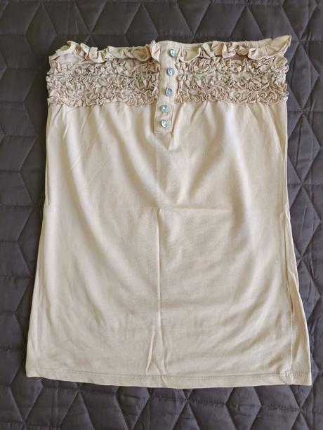 Béžový top na leto, s