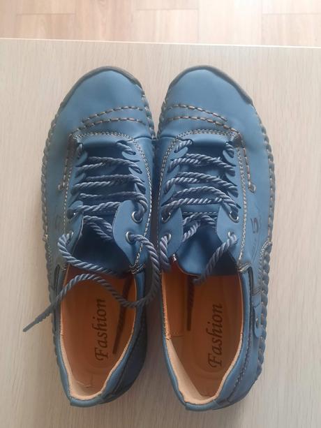 Nové pánske topánky, 43