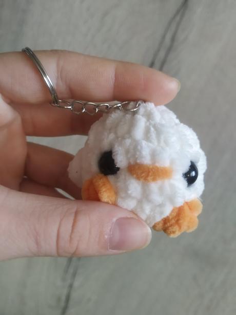 Kľúčenka kuriatko,