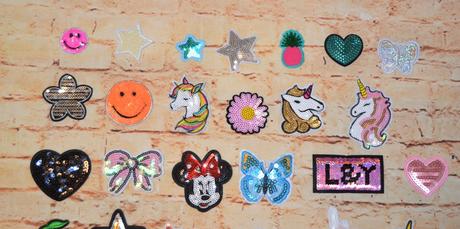 Pestré aplikácie s flitrami/nášivka/nažehľovačka, 