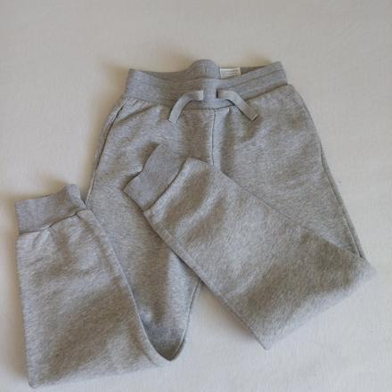 Chlapcenske teplaky sive, h&m,134
