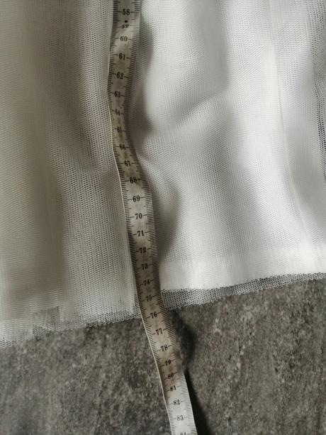 Pohodlné slávnostné šaty v146, 10-11r., 146