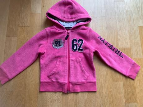 Next mikinka, next,104