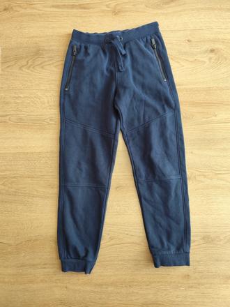 Tepláky, topolino,122