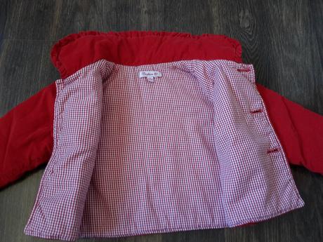 Červený kabátik pre slečnu, 74