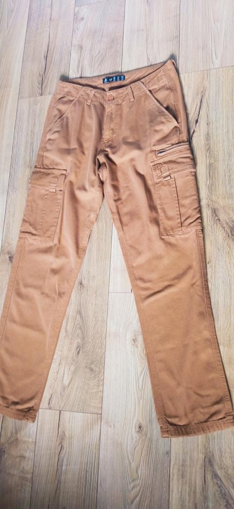 Pánske cargo nohavice, kapsače berg veľ m/46, m