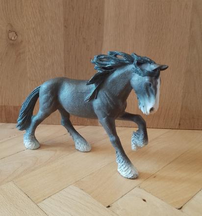 Schleich shire zrebec,