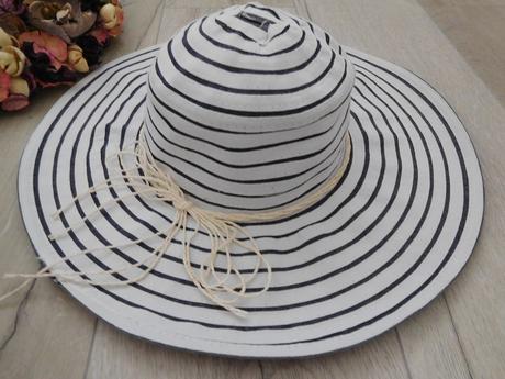 Reserved klobúk dámsky na pláž,, reserved