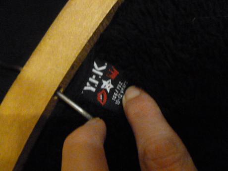 Chlpáčová mikinka, 146