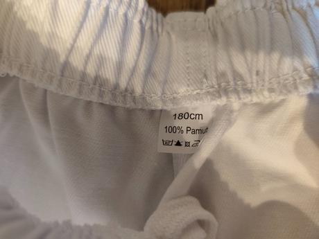 Na karate veľkosť 180, m