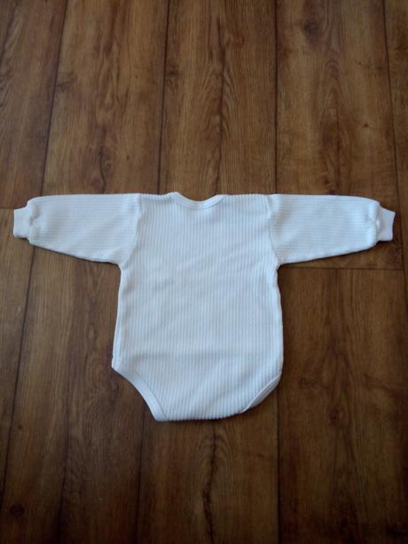 Biele body s macickami 56 top stav, 56