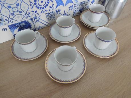 Porcelánové šálky made in čechoslovákia, 