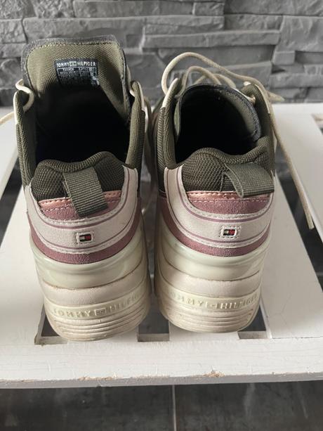 Tommy hilfiger v.40 sedia na 27 cm, tommy hilfiger,40