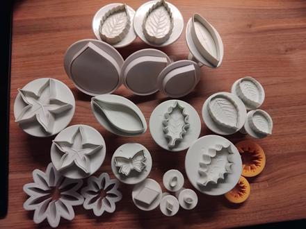 Vykrajovacky na marcipan, 