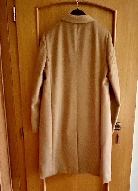 Elegantný vlnený kabát max mara č.42 a rukavice, 42