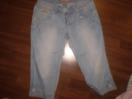 Dámske trojštvrťové rifle, 28