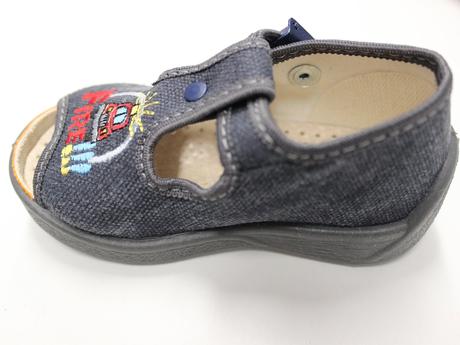 Chlapčenské papučky kornecki b, kornecki,19
