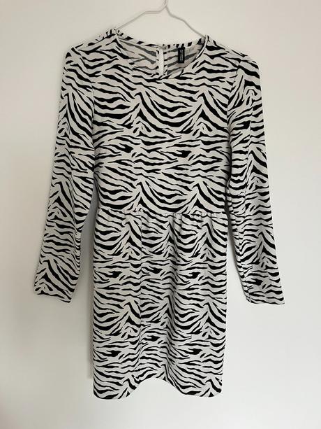 Hm elegantné basic áčkové jarné zebrové šaty s dlh, h&m,m