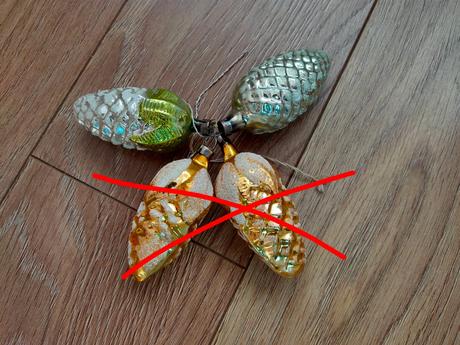 Retro vianočne ozdoby - šišky, 